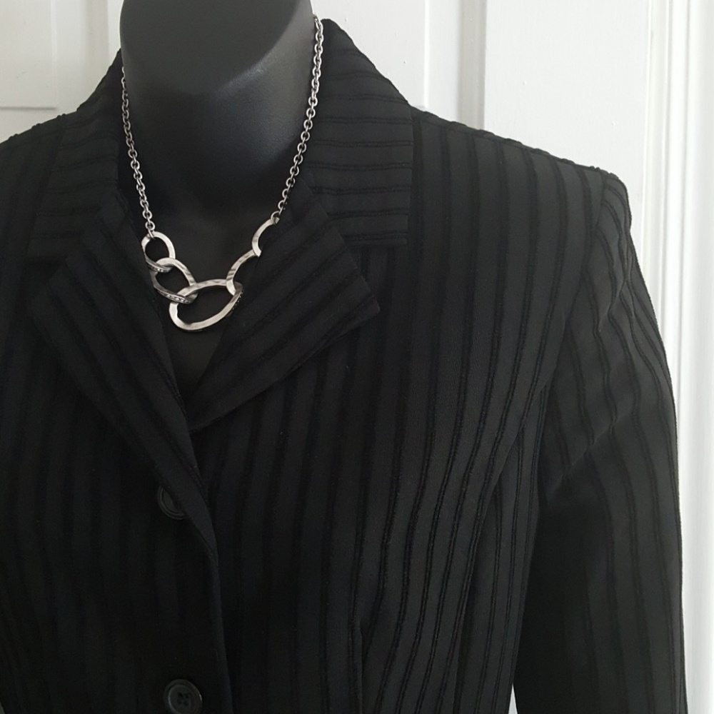 Donna Rae New York 2 piece Black Skirt Suit
